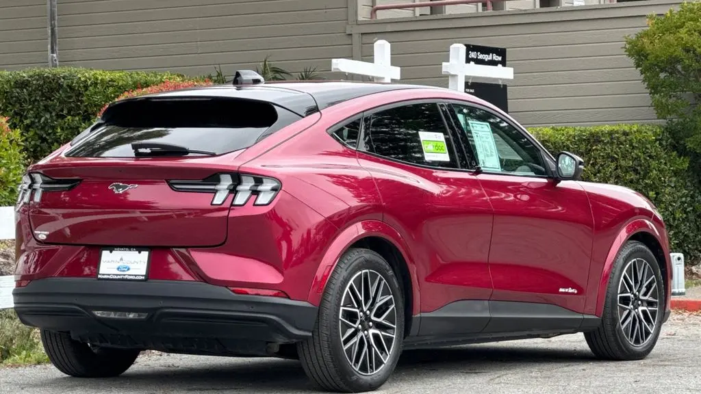2025 Ford Mustang Mach-E Premium