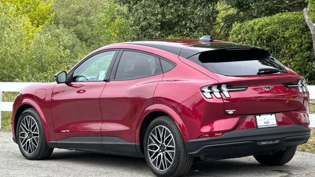 2025 Ford Mustang Mach-E Premium