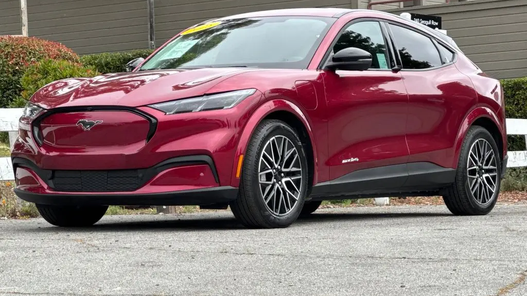 2025 Ford Mustang Mach-E Premium