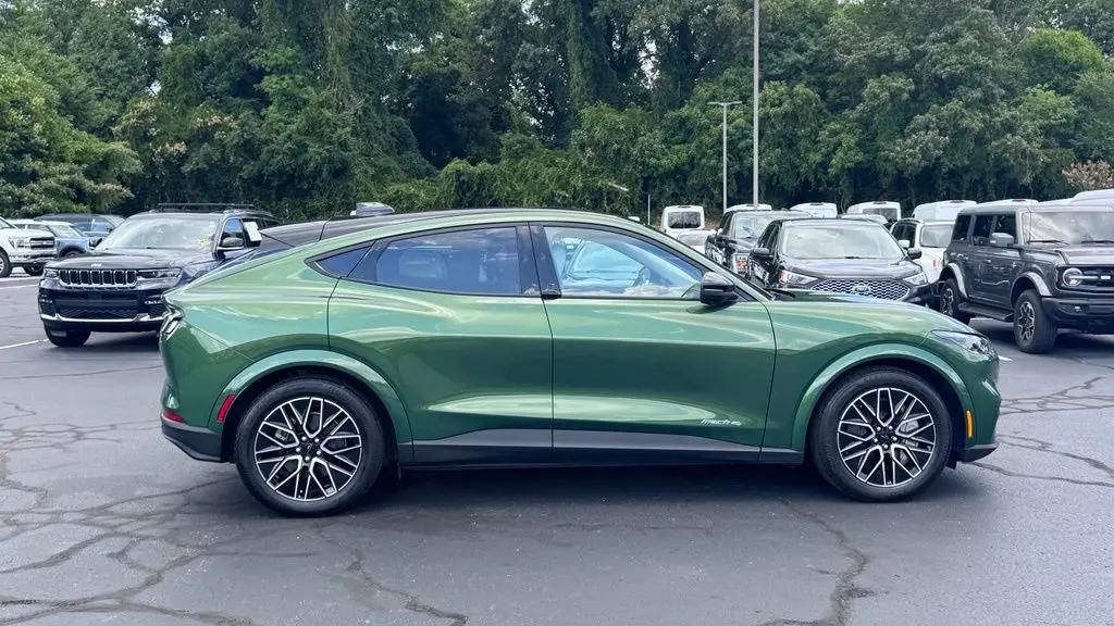 2025 Ford Mustang Mach-E Premium
