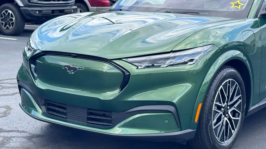 2025 Ford Mustang Mach-E Premium