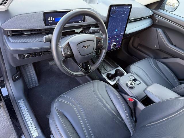 2023 Ford Mustang - $28,995