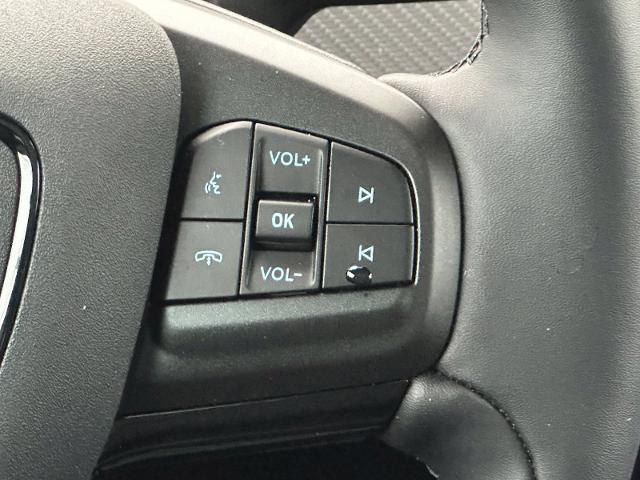 2023 Ford Mustang - $28,995