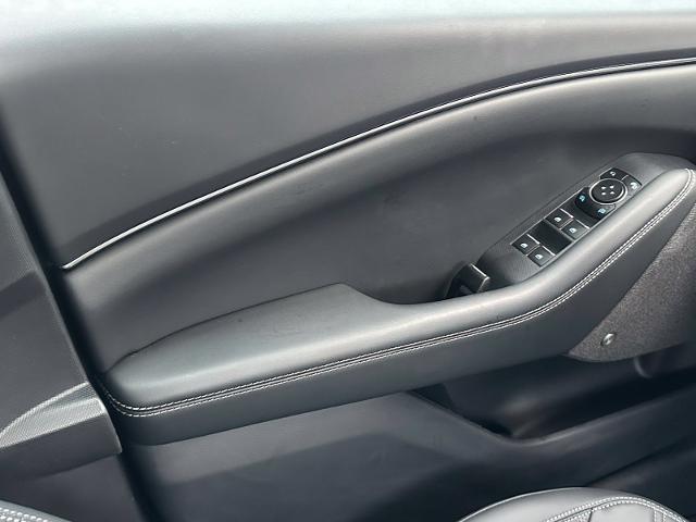 2023 Ford Mustang - $28,995