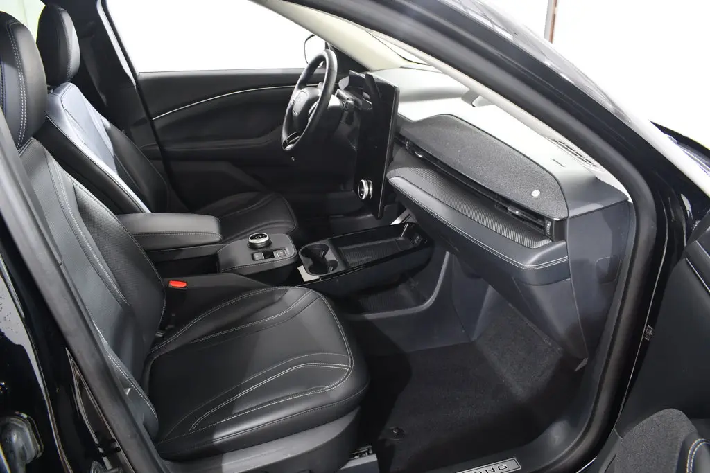 2023 Ford Mustang - $28,155