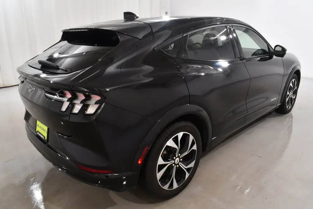 2023 Ford Mustang - $28,155