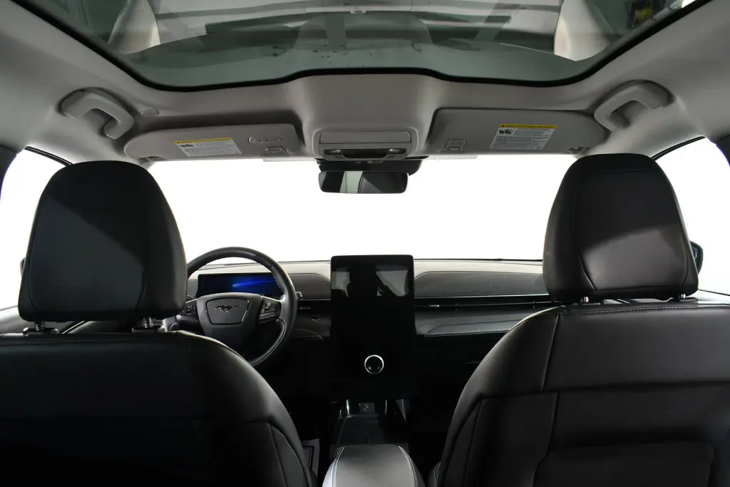 2023 Ford Mustang - $28,155