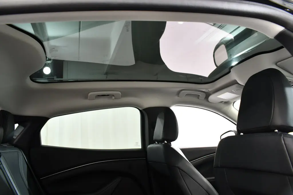 2023 Ford Mustang - $28,155