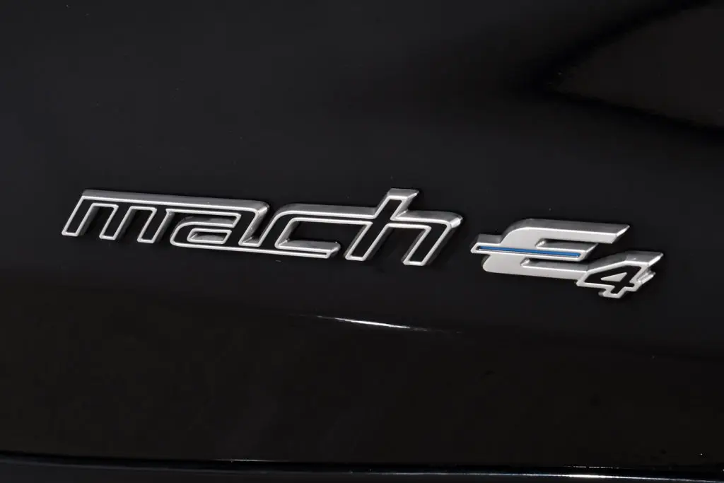 2023 Ford Mustang - $28,155