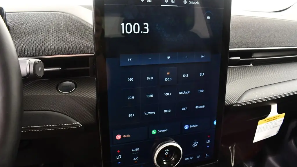 2025 Ford Mustang Mach-E Premium