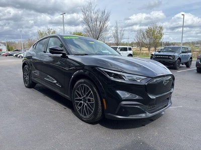 2025 Ford Mustang MACH-E AWD Premium 4DR SUV