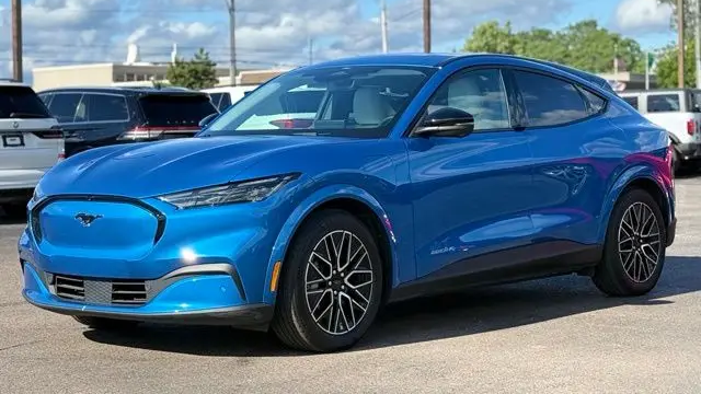 2025 Ford Mustang Mach-E Premium
