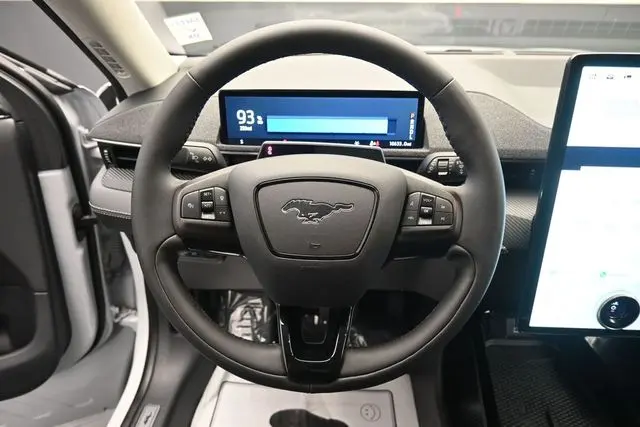 2023 Ford Mustang - $32,791