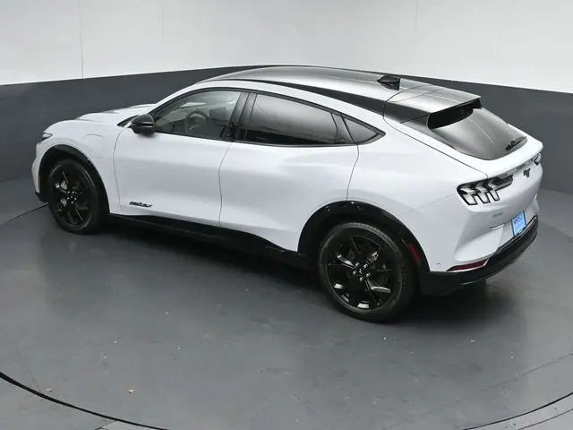 2023 Ford Mustang - $32,791