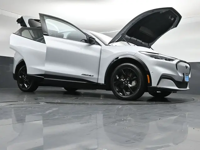 2023 Ford Mustang - $32,791