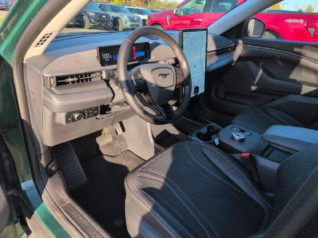 2024 Ford Mustang - $32,304