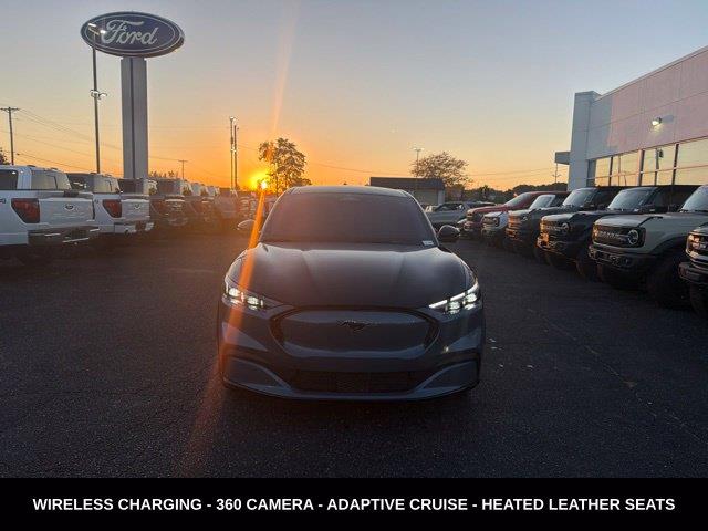 2024 Ford Mustang - $32,995