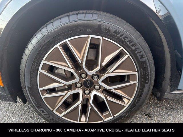 2024 Ford Mustang - $32,995