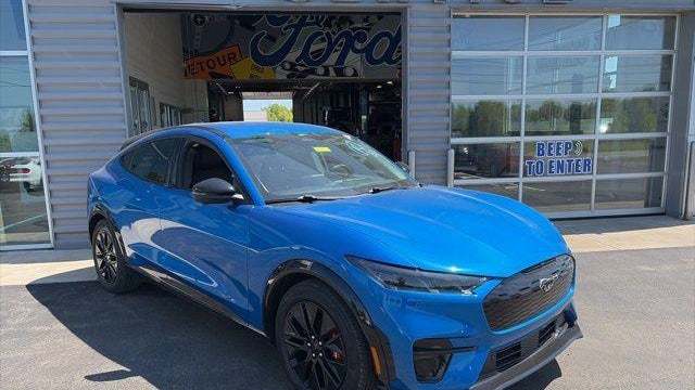 2025 Ford Mustang Mach-E Premium