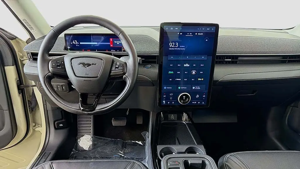 2025 Ford Mustang Mach-E Premium