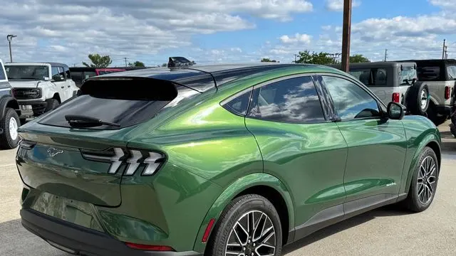 2025 Ford Mustang Mach-E Premium