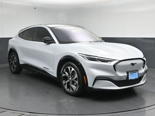 2023 Ford Mustang - $31,399