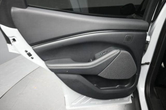 2023 Ford Mustang - $31,399