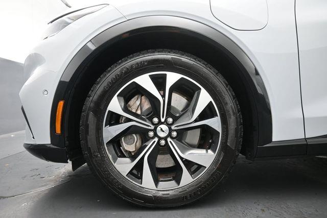2023 Ford Mustang - $31,399