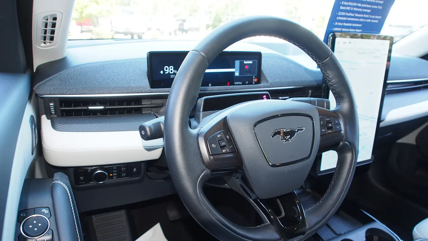 2025 Ford Mustang Mach-E Premium