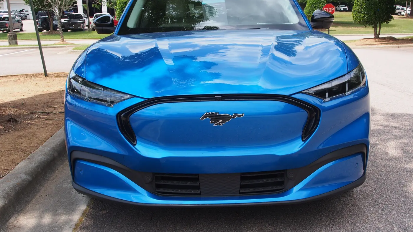 2025 Ford Mustang Mach-E Premium