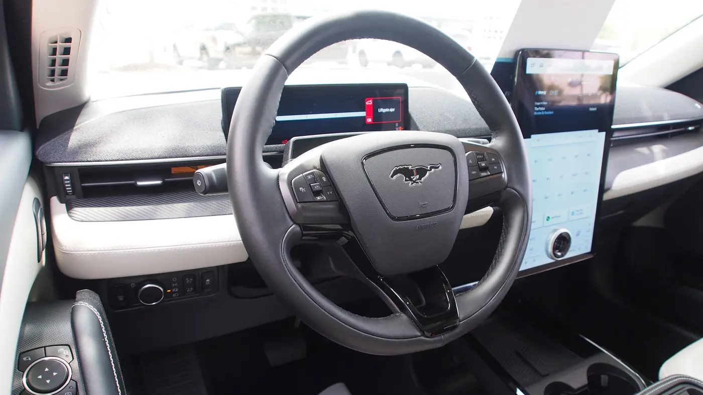 2025 Ford Mustang Mach-E Premium