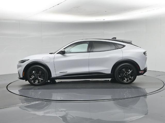 2023 Ford Mustang - $32,985