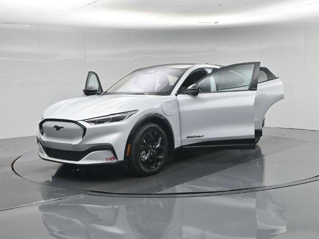 2023 Ford Mustang - $32,985
