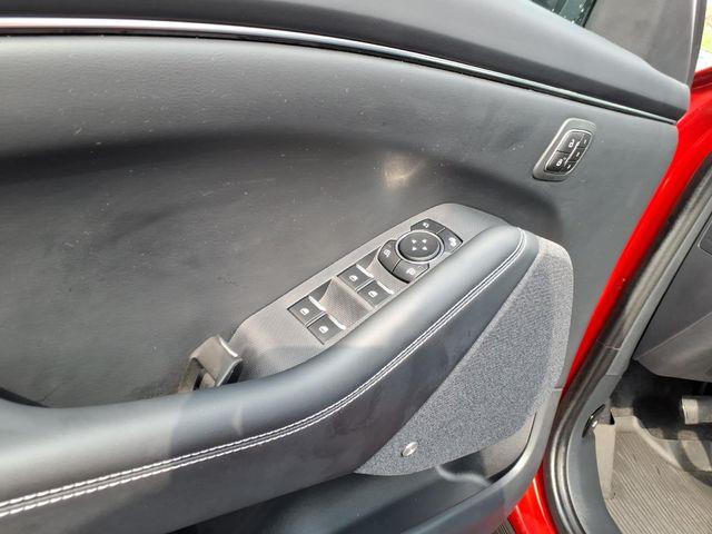 2024 Ford Mustang - $33,000