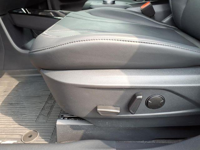 2024 Ford Mustang - $33,000