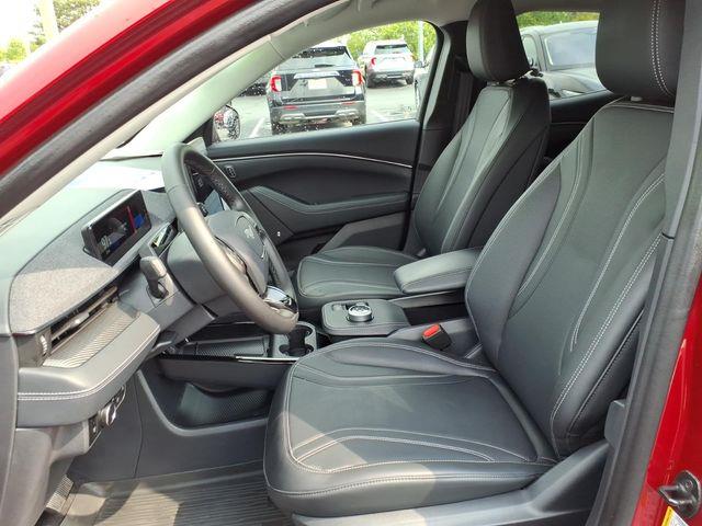 2024 Ford Mustang - $33,000