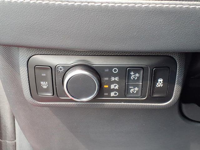 2024 Ford Mustang - $33,000