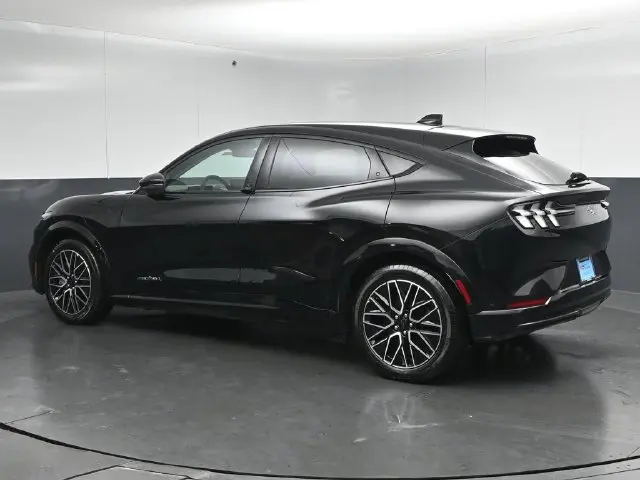 2024 Ford Mustang - $34,595