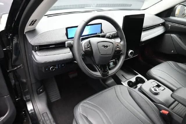 2024 Ford Mustang - $34,595