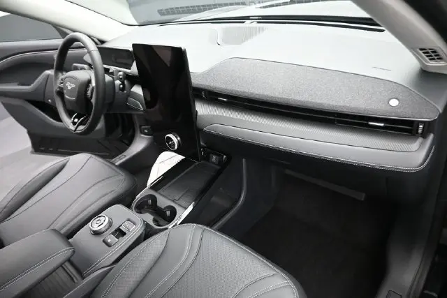 2024 Ford Mustang - $34,595