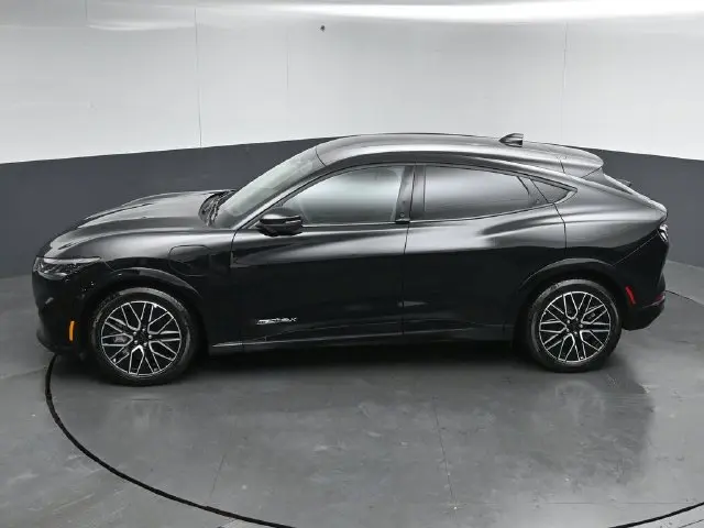 2024 Ford Mustang - $34,595