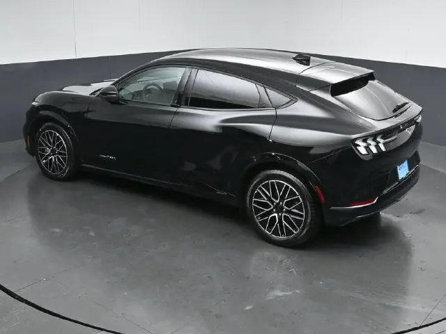 2024 Ford Mustang - $34,595