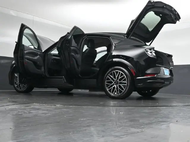 2024 Ford Mustang - $34,595