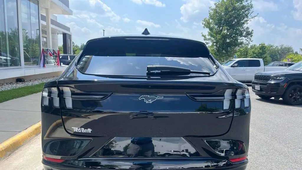 2025 Ford Mustang Mach-E Premium