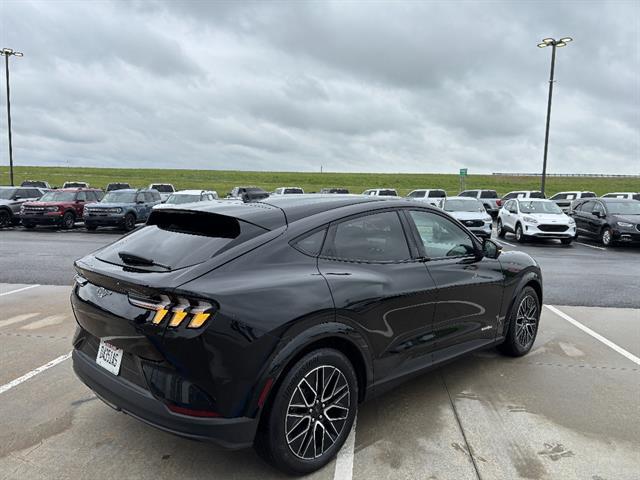 2025 Ford Mustang - $35,500