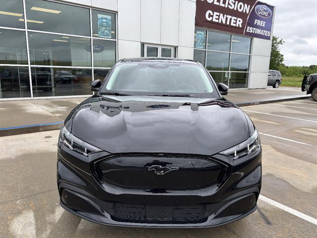 2025 Ford Mustang - $35,500