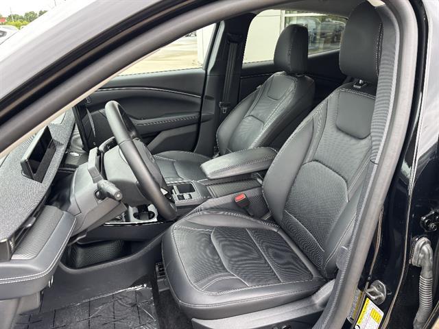 2025 Ford Mustang - $35,500