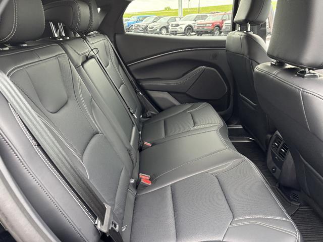 2025 Ford Mustang - $35,500