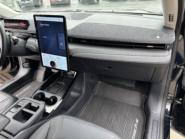 2025 Ford Mustang - $35,500