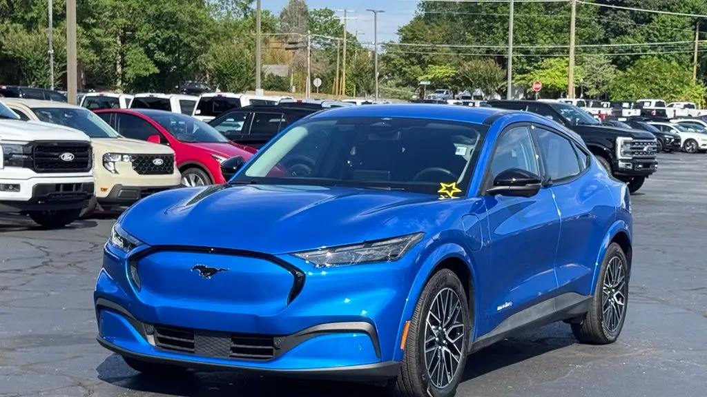 2025 Ford Mustang Mach-E Premium
